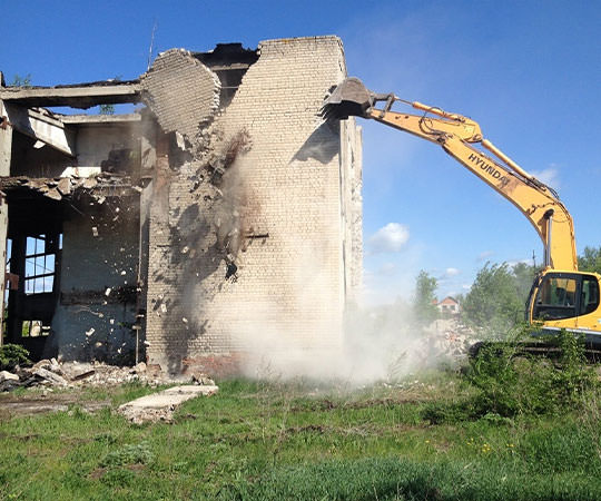 Демонтаж зданий в Томске и  Томской области